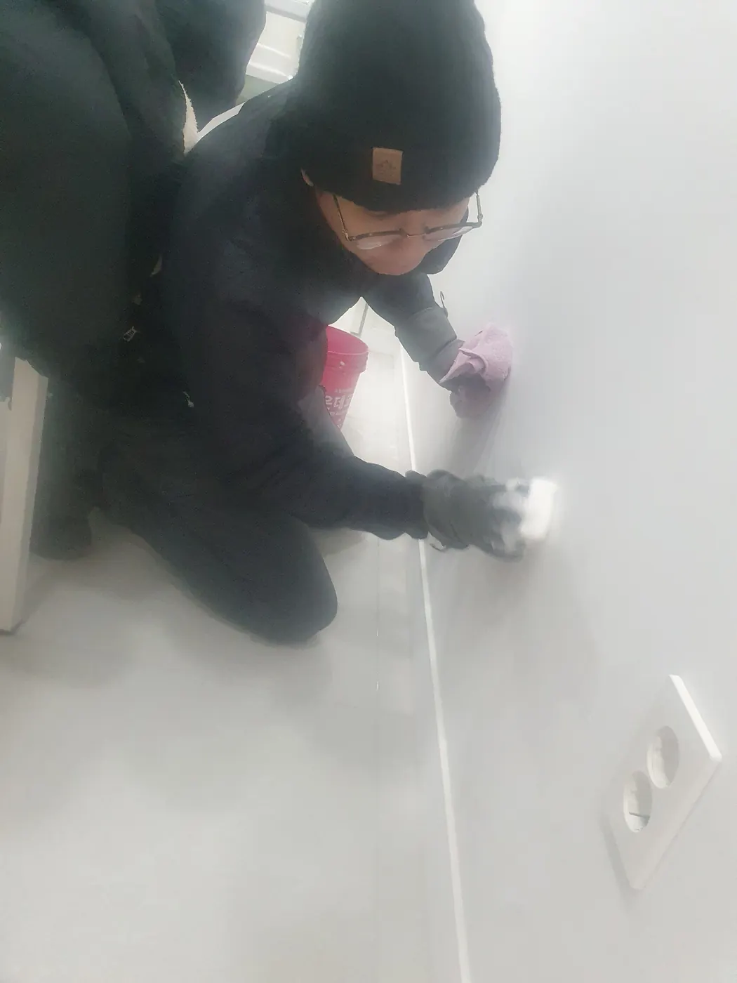 바닥 물걸레 마감 — 남동구 병원청소 현장