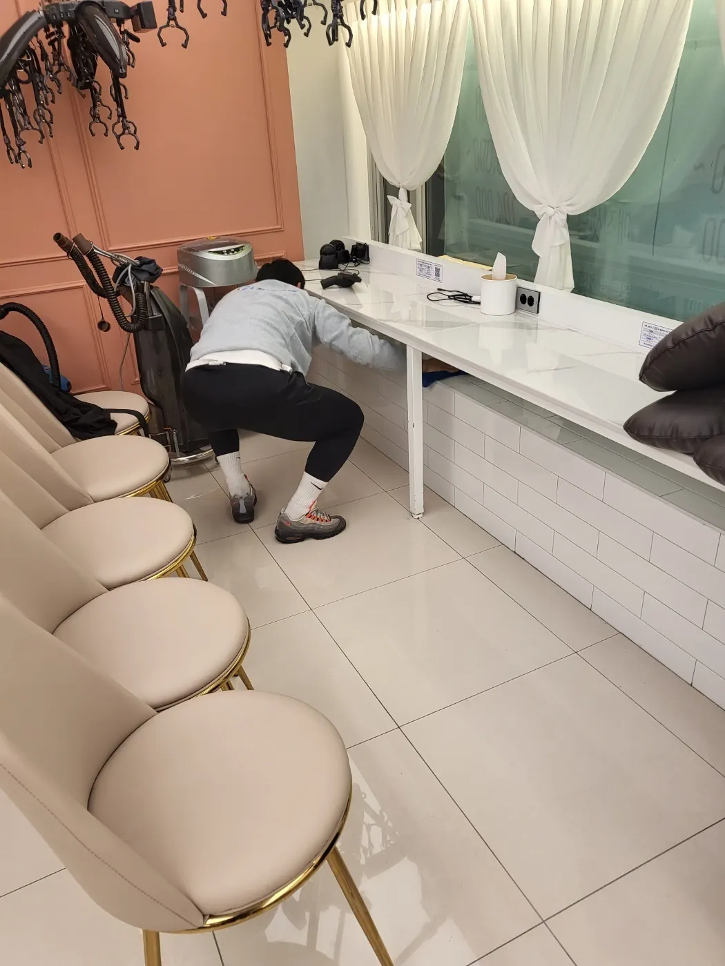 세정 진행 — 남동구 미용실청소 현장