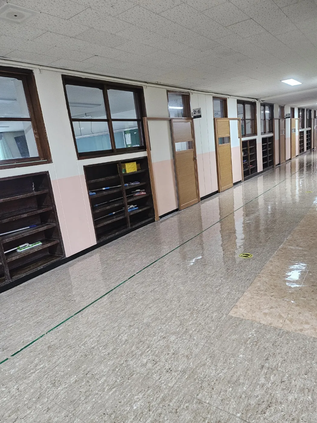 옥련동 학교청소 시공 현장 — 복도 관리