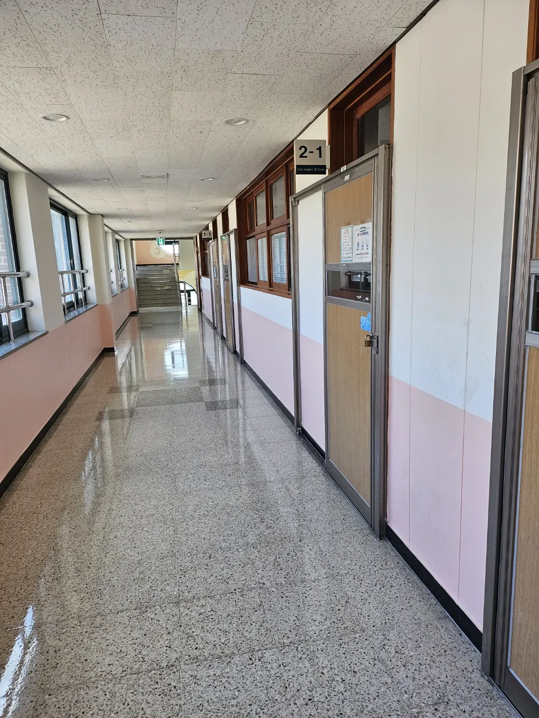구월동 학교청소 시공 현장 — 복도 관리