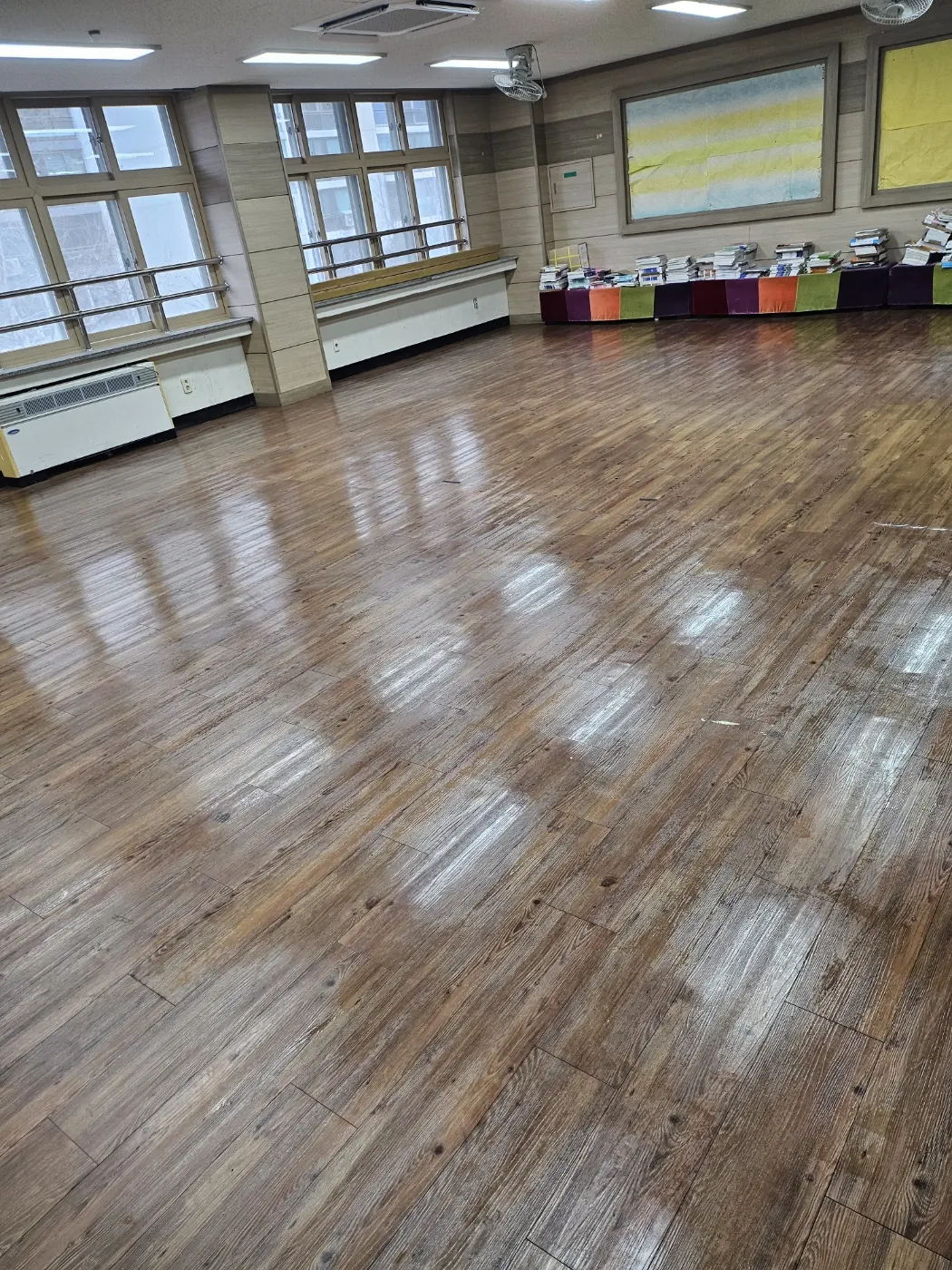 왁스 재코팅 — 일신동 학교청소 현장