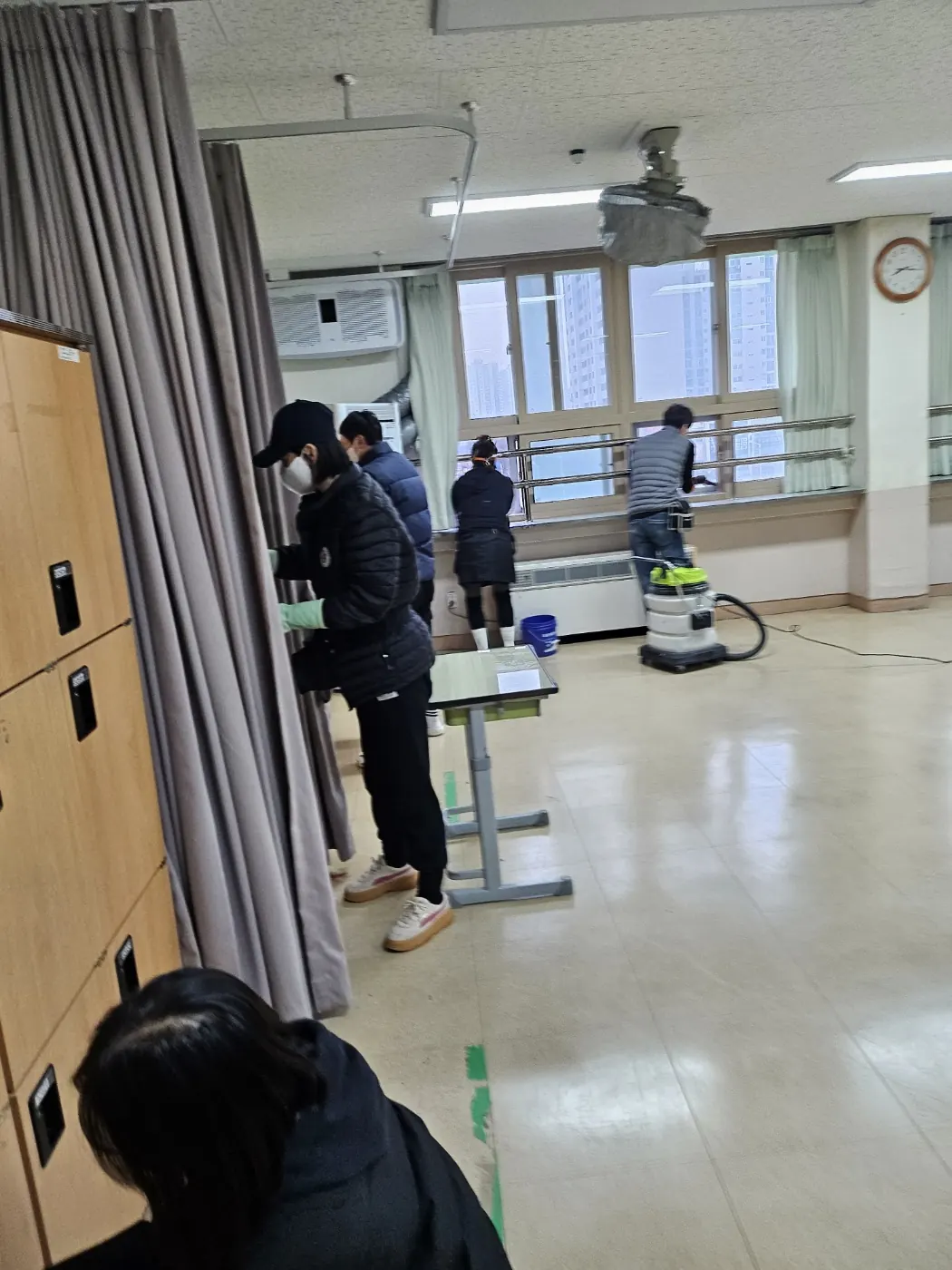바닥 물걸레 마감 — 대청면 학교청소 현장