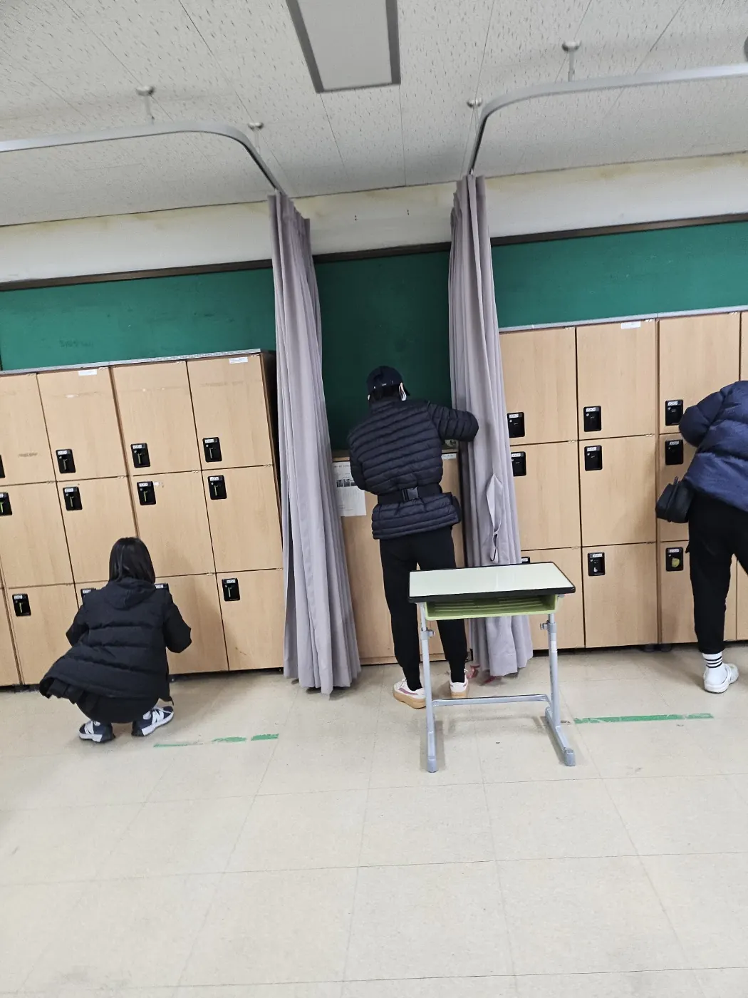 바닥 물걸레 마감 — 부개동 학교청소 현장