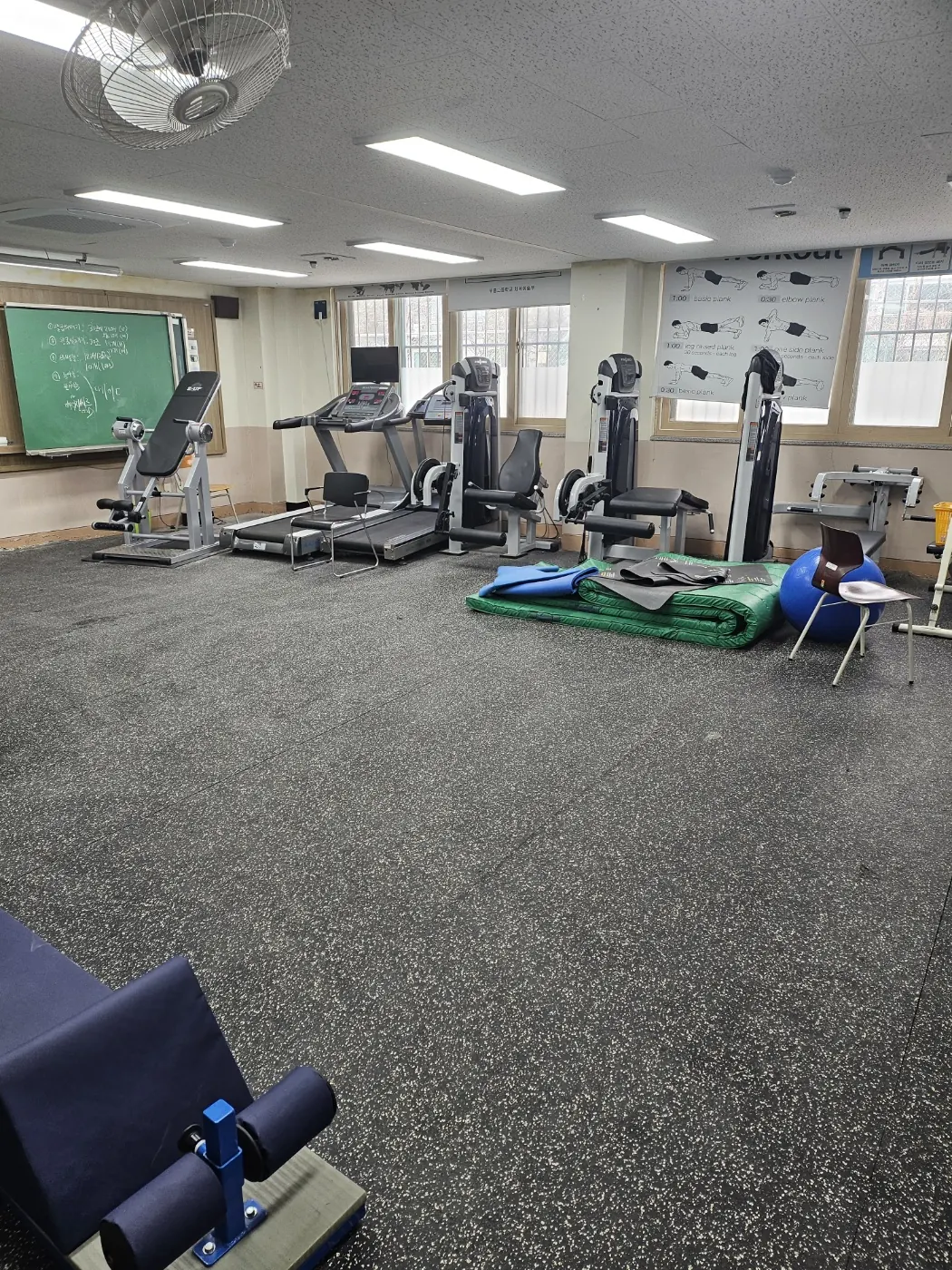 특별실 작업 — 운북동 학교청소 현장